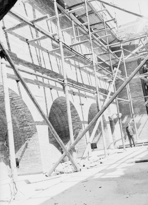 Moderno e tradizione